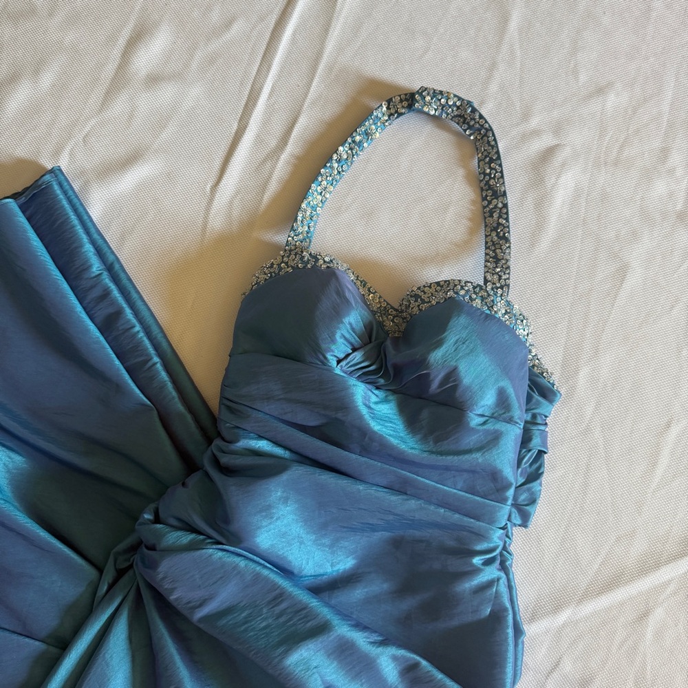 Vintage Beautiful Royal blue Prom/ homecoming/pageant dress size 4